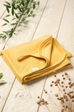 Couverture legere bebe jaune en lin