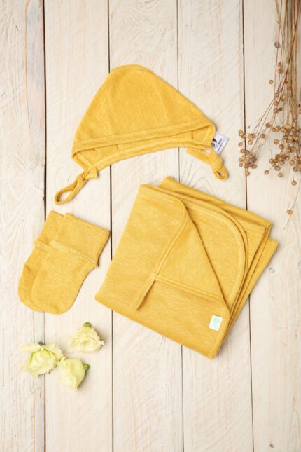 Linnen baby accessoires als kraamcadeau