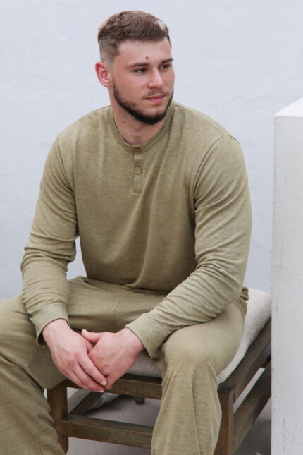 Pyjama Herren lang aus 100% Leinen mit Langarmshirt und gerader Hose